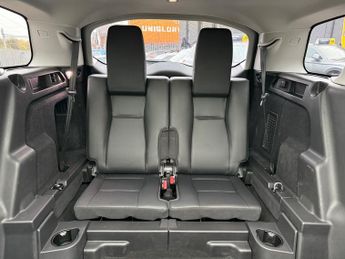 Land Rover Discovery Sport 2.0 TD4 HSE SUV 5dr Diesel Auto 4WD Euro 6 (s/s) (180 ps)