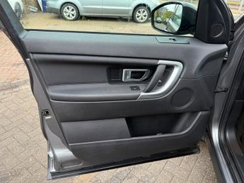 Land Rover Discovery Sport 2.0 TD4 HSE SUV 5dr Diesel Auto 4WD Euro 6 (s/s) (180 ps)