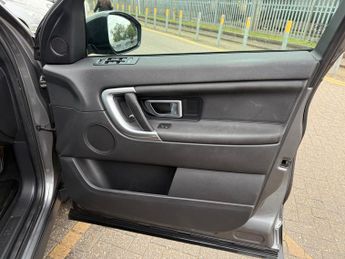 Land Rover Discovery Sport 2.0 TD4 HSE SUV 5dr Diesel Auto 4WD Euro 6 (s/s) (180 ps)