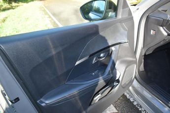 Peugeot E-2008 50kWh Allure Auto 5dr (7kW Charger)