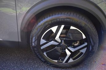 Peugeot E-2008 50kWh Allure Auto 5dr (7kW Charger)