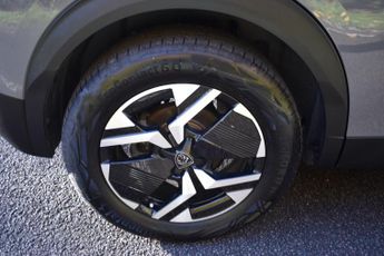 Peugeot E-2008 50kWh Allure Auto 5dr (7kW Charger)