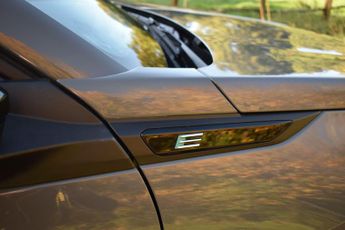 Peugeot E-2008 50kWh Allure Auto 5dr (7kW Charger)