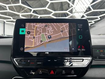 Volkswagen ID.3 Pro Performance 58kWh Life Hatchback Electric Auto (204 ps) 5dr