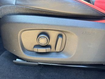 Land Rover Range Rover Evoque 2.0 TD4 HSE Dynamic SUV 5dr Diesel Auto 4WD Euro 6 (s/s) (180 ps