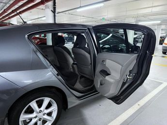 Honda Insight 1.3h IMA ES Hatchback 5dr Petrol Hybrid CVT Euro 5 (102 ps)