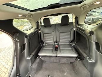 Land Rover Discovery 2.0 SD4 HSE SUV 5dr Diesel Auto 4WD Euro 6 (s/s) (240 ps)