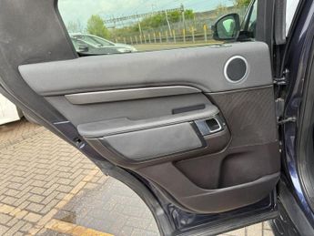 Land Rover Discovery 2.0 SD4 HSE SUV 5dr Diesel Auto 4WD Euro 6 (s/s) (240 ps)