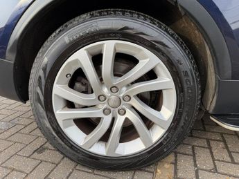 Land Rover Discovery 2.0 SD4 HSE SUV 5dr Diesel Auto 4WD Euro 6 (s/s) (240 ps)