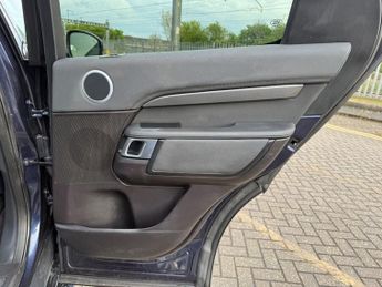 Land Rover Discovery 2.0 SD4 HSE SUV 5dr Diesel Auto 4WD Euro 6 (s/s) (240 ps)