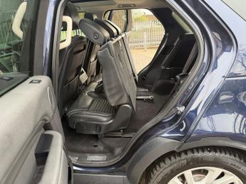 Land Rover Discovery 2.0 SD4 HSE SUV 5dr Diesel Auto 4WD Euro 6 (s/s) (240 ps)