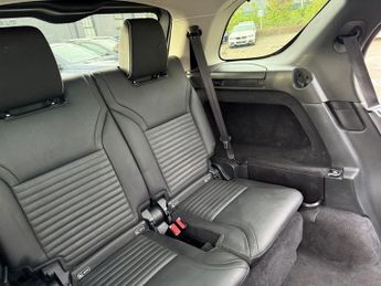 Land Rover Discovery 2.0 SD4 HSE SUV 5dr Diesel Auto 4WD Euro 6 (s/s) (240 ps)