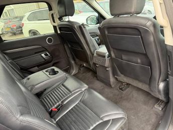 Land Rover Discovery 2.0 SD4 HSE SUV 5dr Diesel Auto 4WD Euro 6 (s/s) (240 ps)