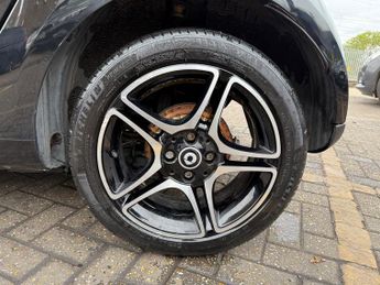 Smart ForTwo 17.6kWh Premium Coupe 2dr Electric Auto (22kW Charger) (82 ps)