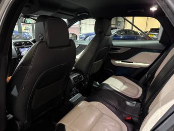 Jaguar F-Pace 2.0 D180 R-Sport SUV 5dr Diesel Auto AWD Euro 6 (s/s) (180 ps)