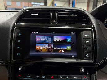 Jaguar F-Pace 2.0 D180 R-Sport SUV 5dr Diesel Auto AWD Euro 6 (s/s) (180 ps)