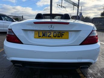 Mercedes-Benz SLK 1.8 SLK200 BlueEfficiency AMG Sport Convertible 2dr Petrol G-Tro