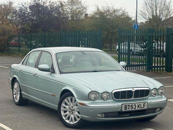 Jaguar XJ 3.0 SE Saloon 4dr Petrol Automatic (249 g/km, 240 bhp)