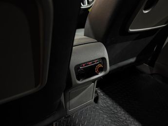 SEAT Alhambra 2.0 TDI CR SE MPV 5dr Diesel DSG Euro 5 (s/s) (140 ps)