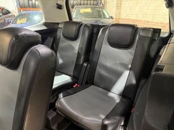 SEAT Alhambra 2.0 TDI CR SE MPV 5dr Diesel DSG Euro 5 (s/s) (140 ps)