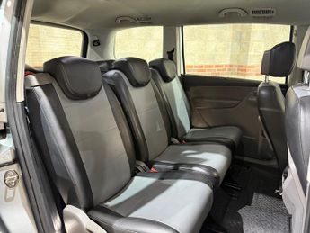 SEAT Alhambra 2.0 TDI CR SE MPV 5dr Diesel DSG Euro 5 (s/s) (140 ps)