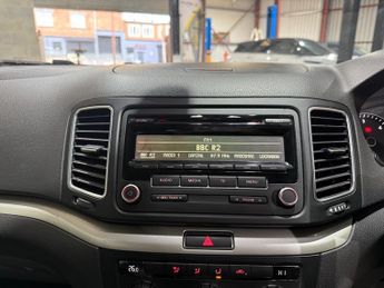 SEAT Alhambra 2.0 TDI CR SE MPV 5dr Diesel DSG Euro 5 (s/s) (140 ps)
