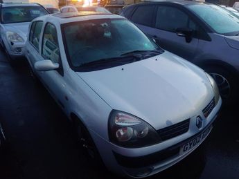 Renault Clio 1.4 Expression + Hatchback 5dr Petrol Automatic (174 g/km, 98 bh