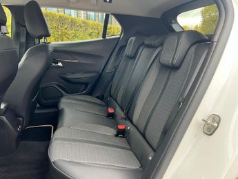 Peugeot 2008 1.2 PureTech Allure Premium SUV 5dr Petrol EAT Euro 6 (s/s) (130