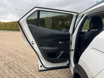 Peugeot 2008 1.2 PureTech Allure Premium SUV 5dr Petrol EAT Euro 6 (s/s) (130