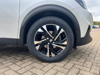 Peugeot 2008 1.2 PureTech Allure Premium SUV 5dr Petrol EAT Euro 6 (s/s) (130
