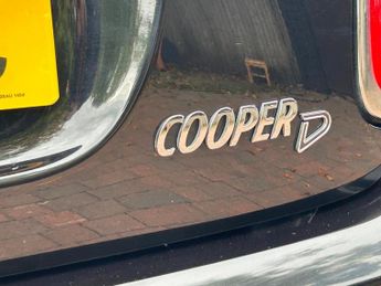 Mini Hatch 1.5 Cooper D Hatchback 3dr Diesel Auto Euro 6 (s/s) (116 ps)