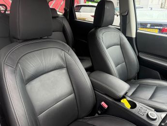 Nissan Qashqai+2 2.0 dCi Tekna SUV 5dr Diesel Auto 4WD Euro 5 (150 ps)