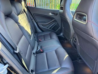 Mercedes-Benz GLA 2.0 GLA250 AMG Line SUV 5dr Petrol 7G-DCT 4MATIC Euro 6 (s/s) (2
