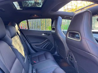 Mercedes-Benz GLA 2.0 GLA250 AMG Line SUV 5dr Petrol 7G-DCT 4MATIC Euro 6 (s/s) (2