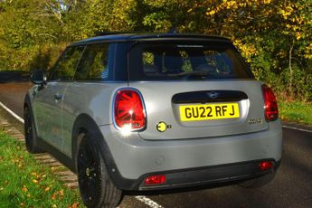 Mini Electric Cooper Cooper SE 32.6kWh Level 3 Auto 3dr