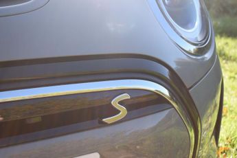 Mini Electric Cooper Cooper SE 32.6kWh Level 3 Auto 3dr