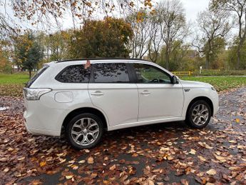 Mitsubishi Outlander 2.0h 12kWh GX3h SUV 5dr Petrol Plug-in Hybrid CVT 4WD Euro 5 (s/