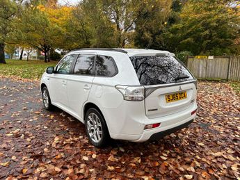 Mitsubishi Outlander 2.0h 12kWh GX3h SUV 5dr Petrol Plug-in Hybrid CVT 4WD Euro 5 (s/