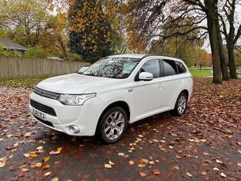 Mitsubishi Outlander 2.0h 12kWh GX3h SUV 5dr Petrol Plug-in Hybrid CVT 4WD Euro 5 (s/
