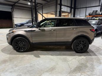 Land Rover Range Rover Evoque 2.0 TD4 SE Tech SUV 5dr Diesel Auto 4WD Euro 6 (s/s) (180 ps)