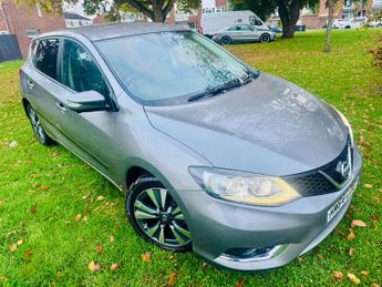 Nissan Pulsar 1.5 dCi Tekna Hatchback 5dr Diesel Manual Euro 5 (s/s) (110 ps)