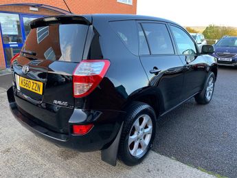 Toyota RAV4 2.2 D-CAT XT-R SUV 5dr Diesel Auto 4WD Euro 5 (150 ps)