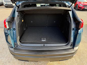 Peugeot 3008 1.6 12.4kWh Active SUV 5dr Petrol Plug-in Hybrid e-EAT Euro 6 (s