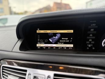 Mercedes-Benz CL Class 5.5 CL63 V8 BiTurbo AMG Coupe 2dr Petrol G-Tronic Euro 5 (s/s) (