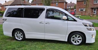 Toyota Vellfire GOLDEN EYES 2-2.4L PETROL-ULEZ/CAZ PASS-FREE 15MONTHS GOLD WARRA