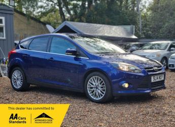 Ford Focus 1.0T EcoBoost Zetec Navigator Euro 5 (s/s) 5dr