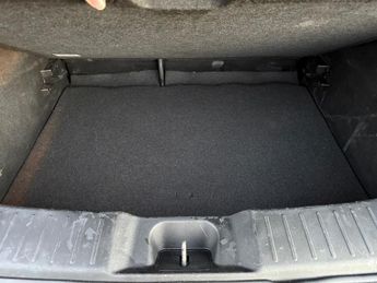 Nissan Juke 1.0 DIG-T N-Connecta SUV 5dr Petrol DCT Auto Euro 6 (s/s) (114 p