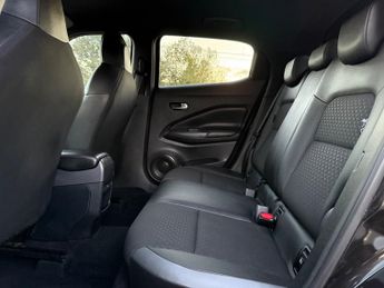 Nissan Juke 1.0 DIG-T N-Connecta SUV 5dr Petrol DCT Auto Euro 6 (s/s) (114 p