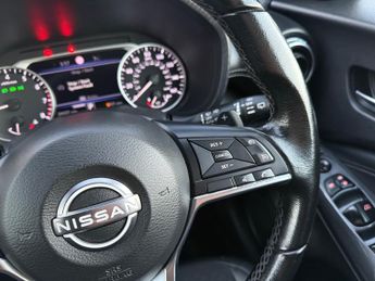 Nissan Juke 1.0 DIG-T N-Connecta SUV 5dr Petrol DCT Auto Euro 6 (s/s) (114 p