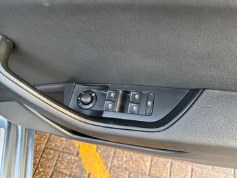 Skoda Superb 2.0 TDI SE L Executive Estate 5dr Diesel DSG Euro 6 (s/s) (150 p